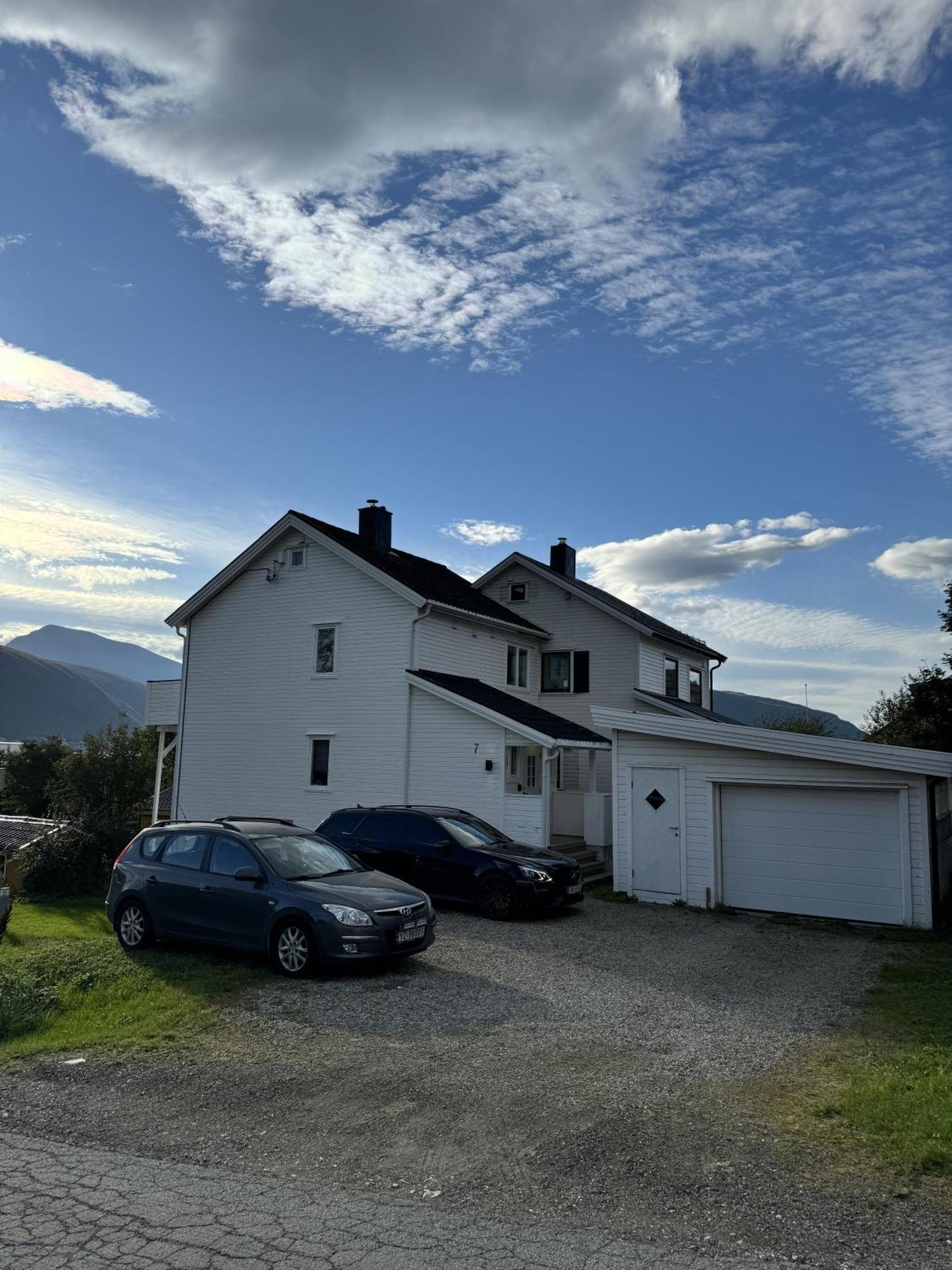 Leilighet I Tromso Tomasjorda Exterior foto